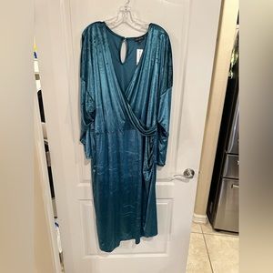 Lane Bryant teal Velvet Midi Dress With asymmetrical Hem. Plus size 30/32 NWT